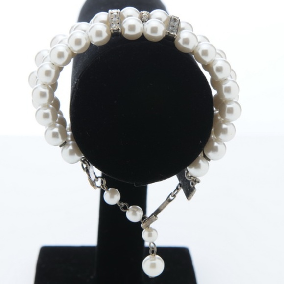 White Pearl & Rhinestone Bracelet Vintage FREE with purchase* - Picture 6 of 6